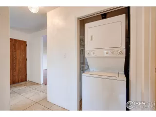 Photo #5: 964870 Listing