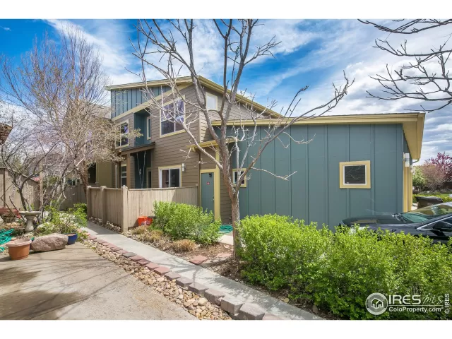 MLS: 964915 Condo For Sale