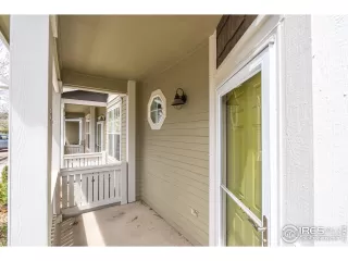 Photo #4: 964998 Listing