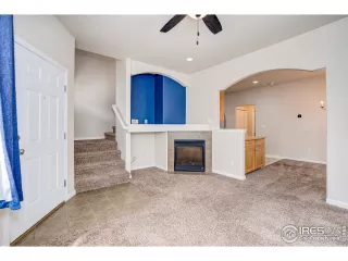 Photo #6: 964998 Listing