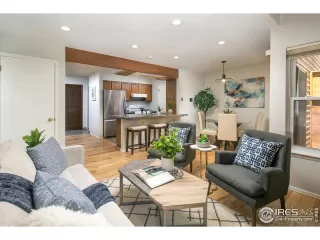 Photo #5: 965039 Listing 