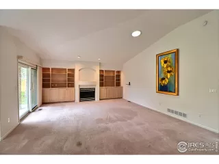 Photo #3: 965073 Listing