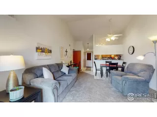 Photo #3: 965086 Listing