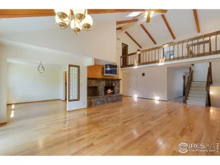 Photo #5: 965088 Listing