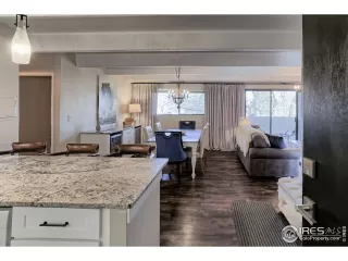 Photo #6: 965125 Listing