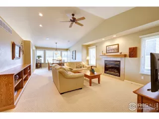 Photo #4: 965161 Listing 
