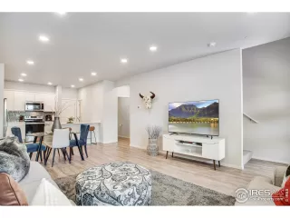 Photo #4: 965301 Listing 