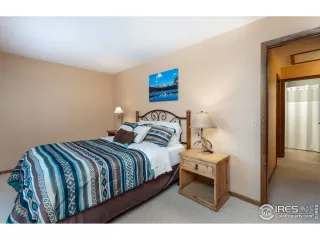 Photo #6: 965356 Listing