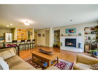 Photo #3: 965388 Listing