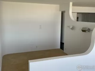 Photo #5: 965452 Listing