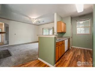 Photo #5: 965463 Listing