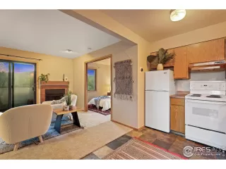 Photo #4: 965498 Listing