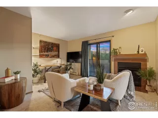 Photo #6: 965498 Listing