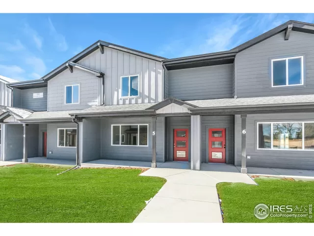 MLS: 965533 Condo For Sale