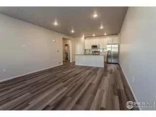 Photo #6: 965542 Listing 