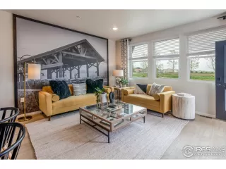 Photo #2: 965544 Listing