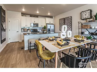 Photo #6: 965544 Listing