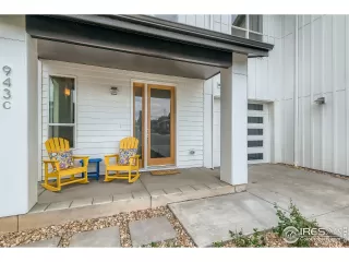 Photo #3: 965601 Listing