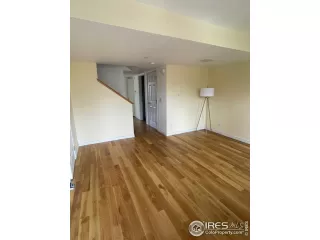 Photo #5: 965656 Listing