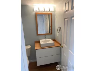 Photo #6: 965656 Listing