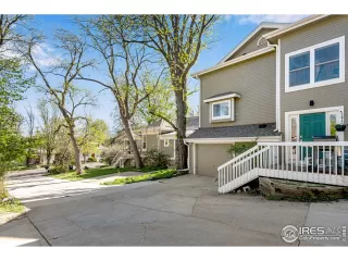 Photo #2: 965658 Listing