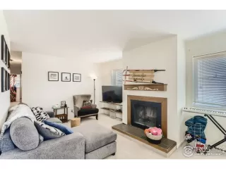 Photo #4: 965684 Listing