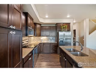 Photo #6: 965724 Listing