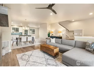 Photo #4: 965754 Listing 