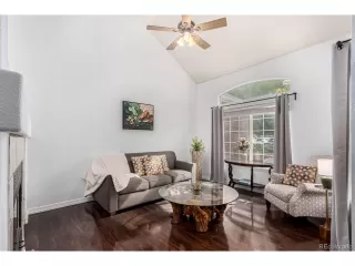 Photo #2: 9657596 Listing