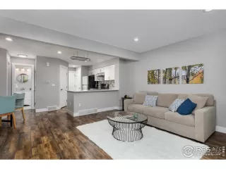 Photo #5: 965842 Listing