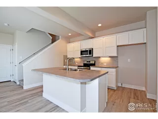 Photo #6: 965874 Listing 