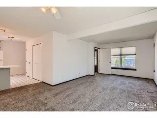 Photo #5: 965917 Listing