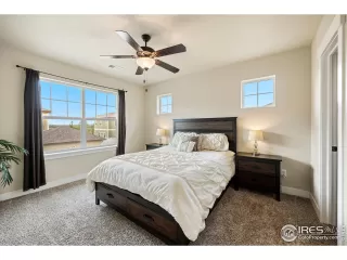 Photo #5: 965943 Listing