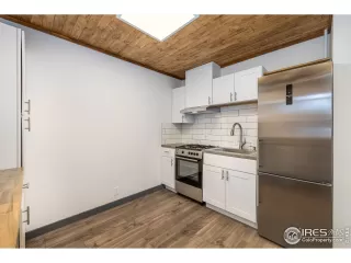 Photo #3: 966008 Listing