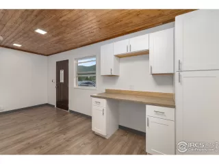 Photo #5: 966008 Listing