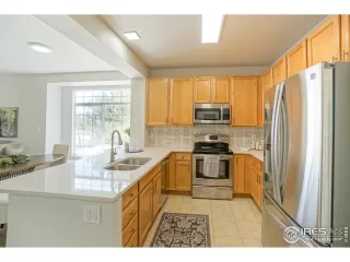 Photo #5: 966088 Listing 