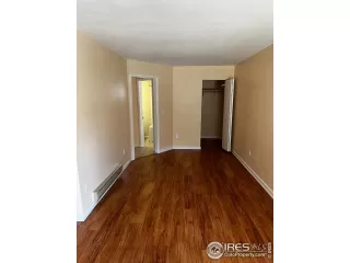 Photo #4: 966091 Listing