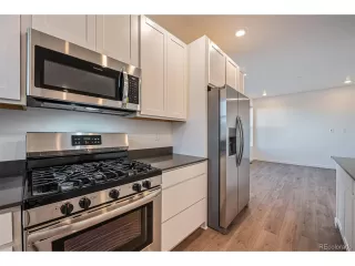 Photo #1: 9660926 Listing