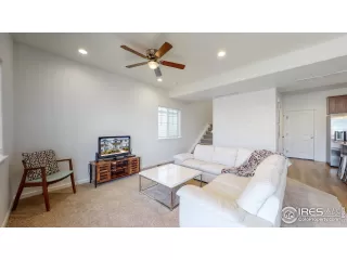 Photo #4: 966140 Listing 