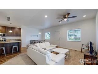 Photo #6: 966140 Listing 