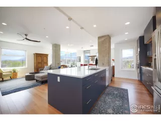 Photo #1: 966176 Listing