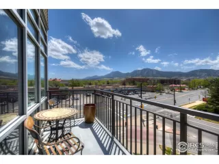 Photo #6: 966176 Listing