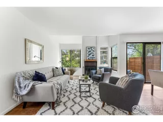 Photo #3: 966177 Listing 