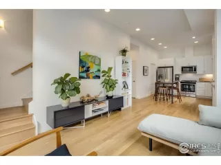 Photo #3: 966188 Listing 