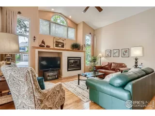 Photo #4: 966329 Listing