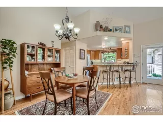 Photo #6: 966329 Listing