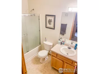 Photo #5: 966338 Listing