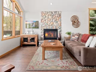 Photo #5: 966385 Listing