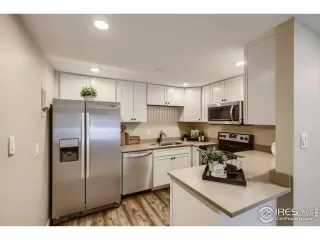 Photo #2: 966451 Listing