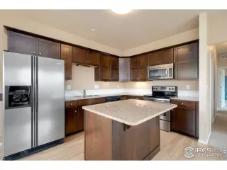 Photo #5: 966528 Listing